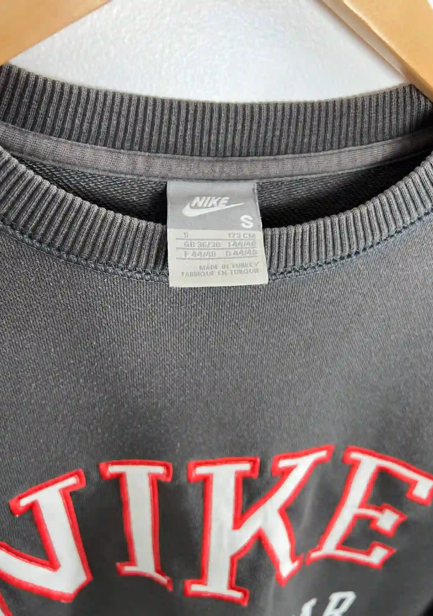 Crewneck Nike Vintage 2000s Noir vue etiquette