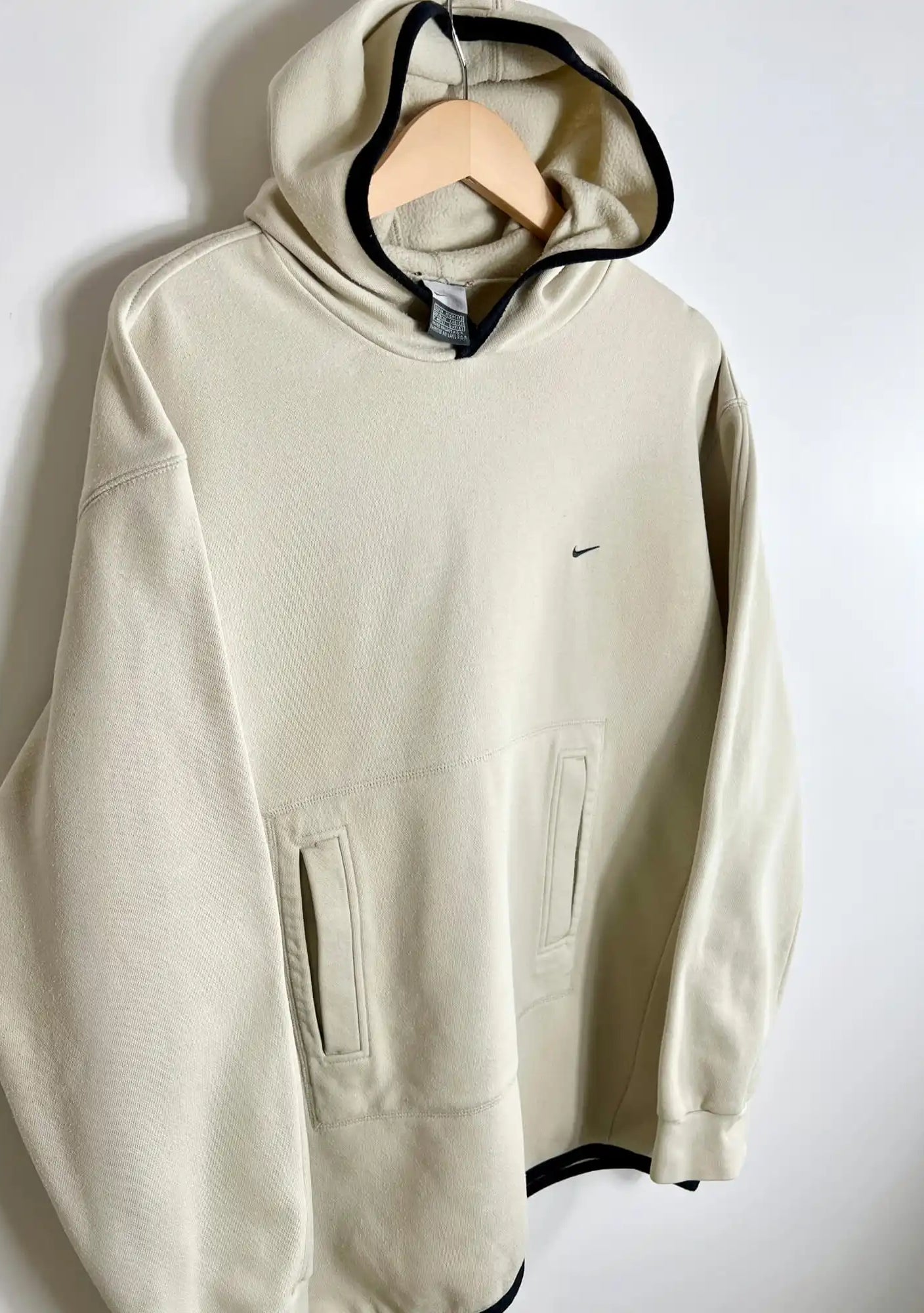 Hoodie Vintage Nike Crème 2000s vue de coter
