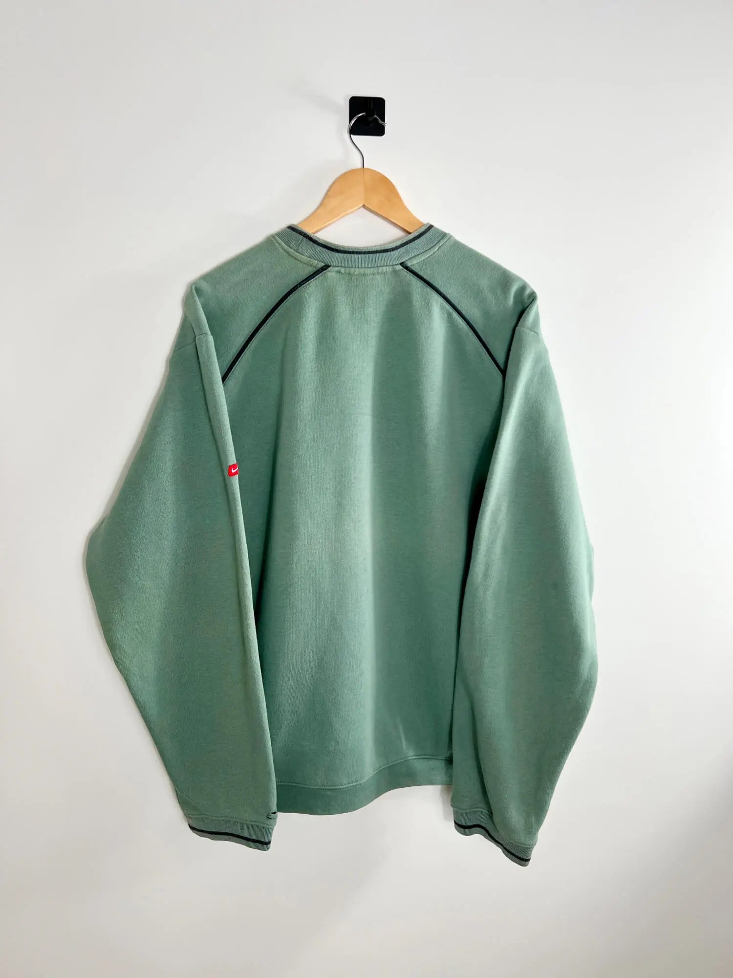 Nike Sweat Vintage Homme Vert vue de dos