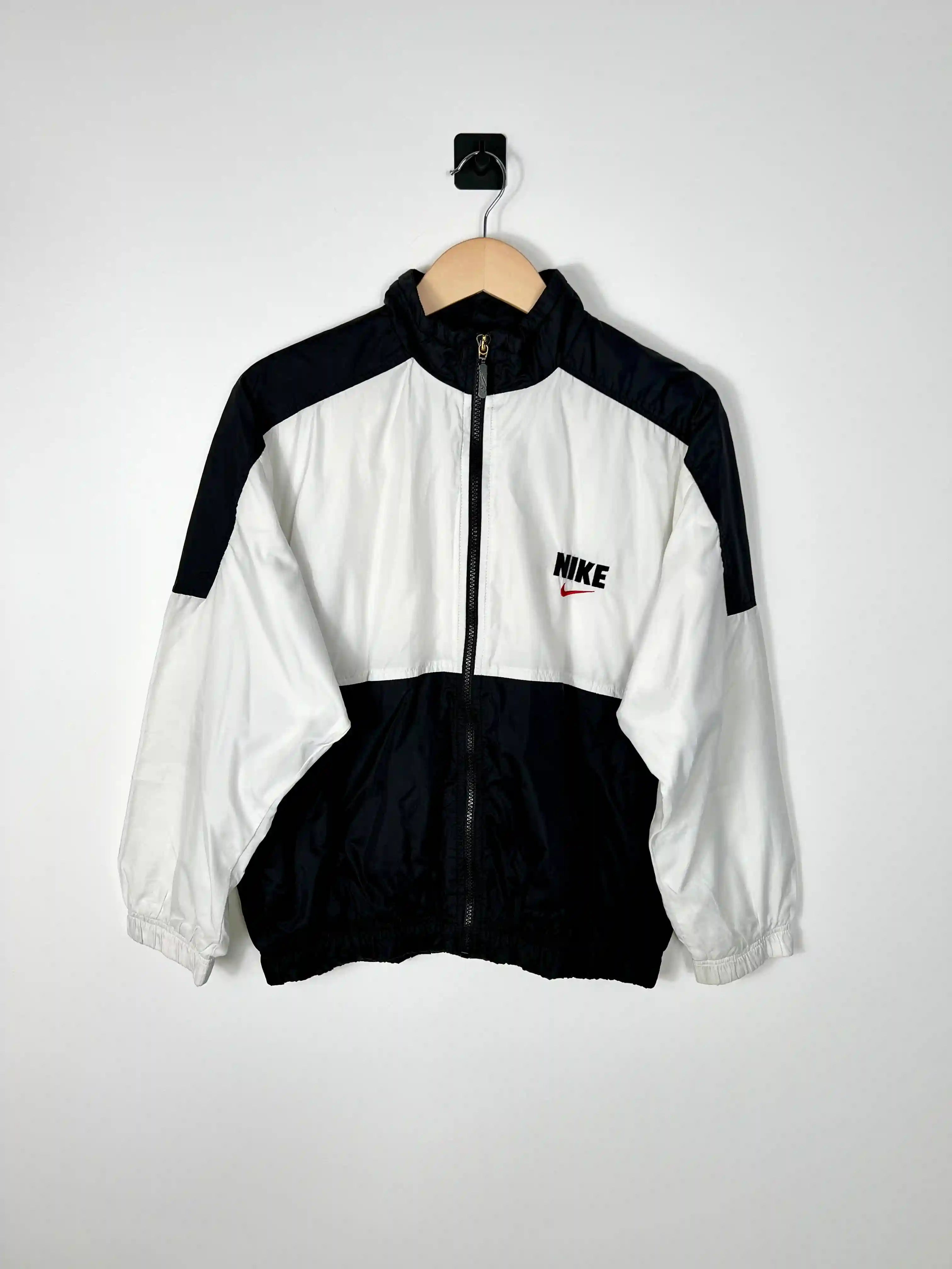 Nike Track Jacket Vintage 1990s Noir Blanc vue de face