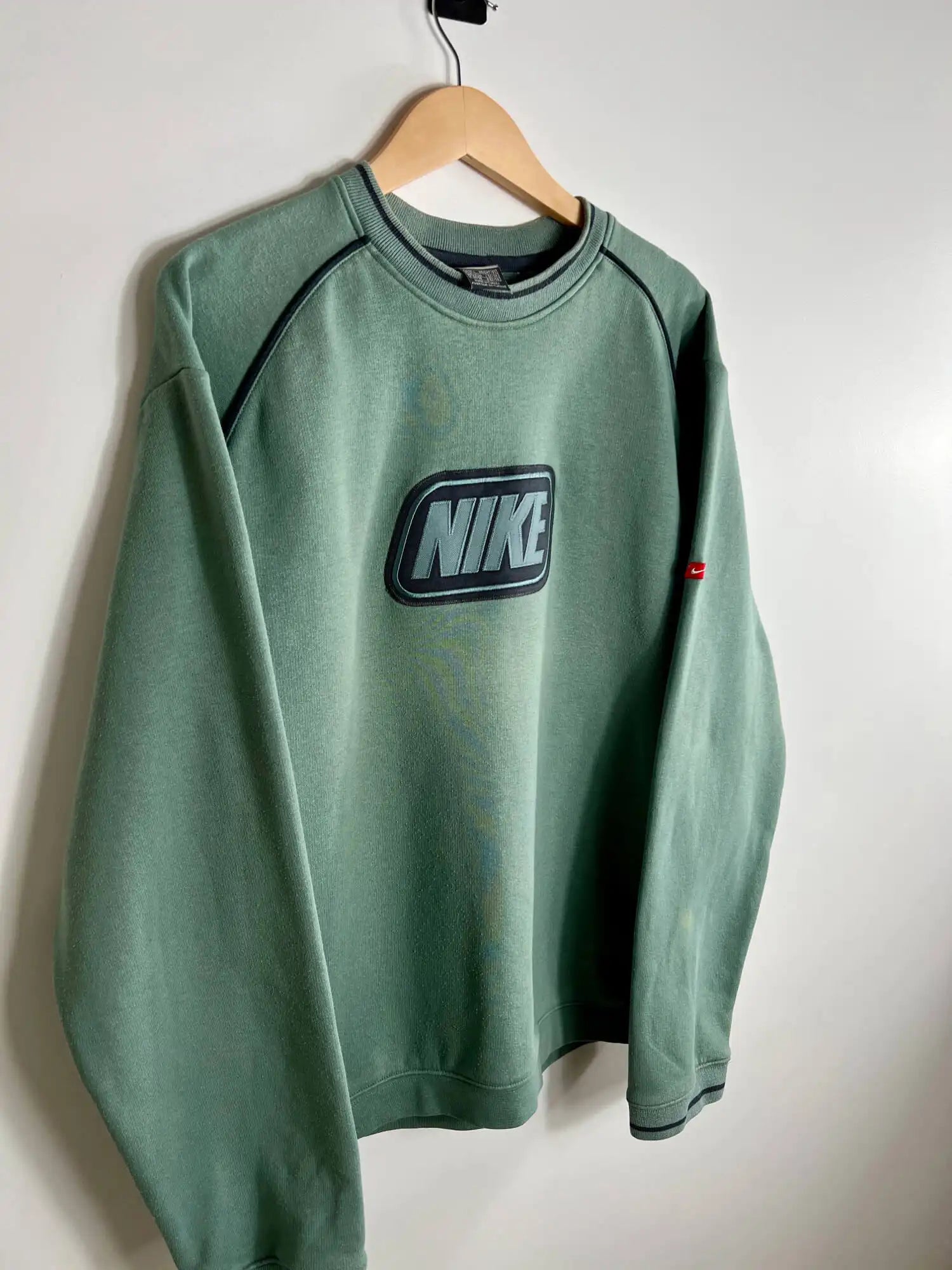 Nike Vintage Sweat Homme Vert 2000s vue de coter