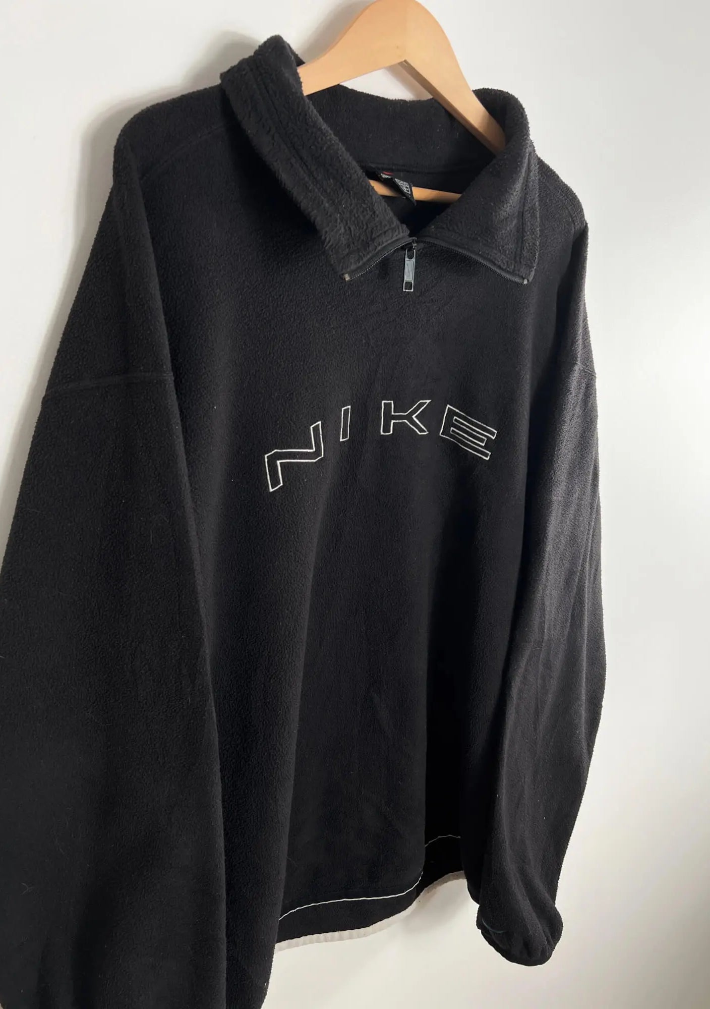 Polaire Nike Vintage Noir vue de coter