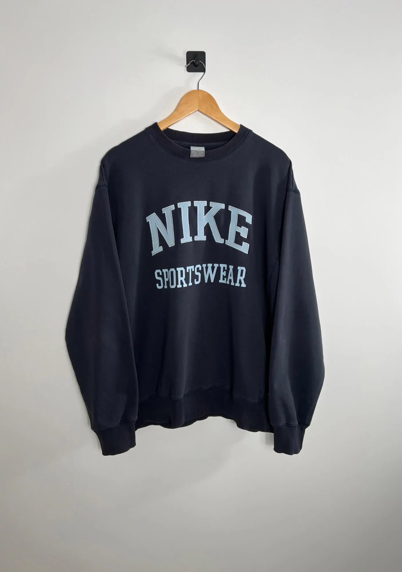 Sweat Nike Bleu Marine Homme Vintage 2000s vue de face