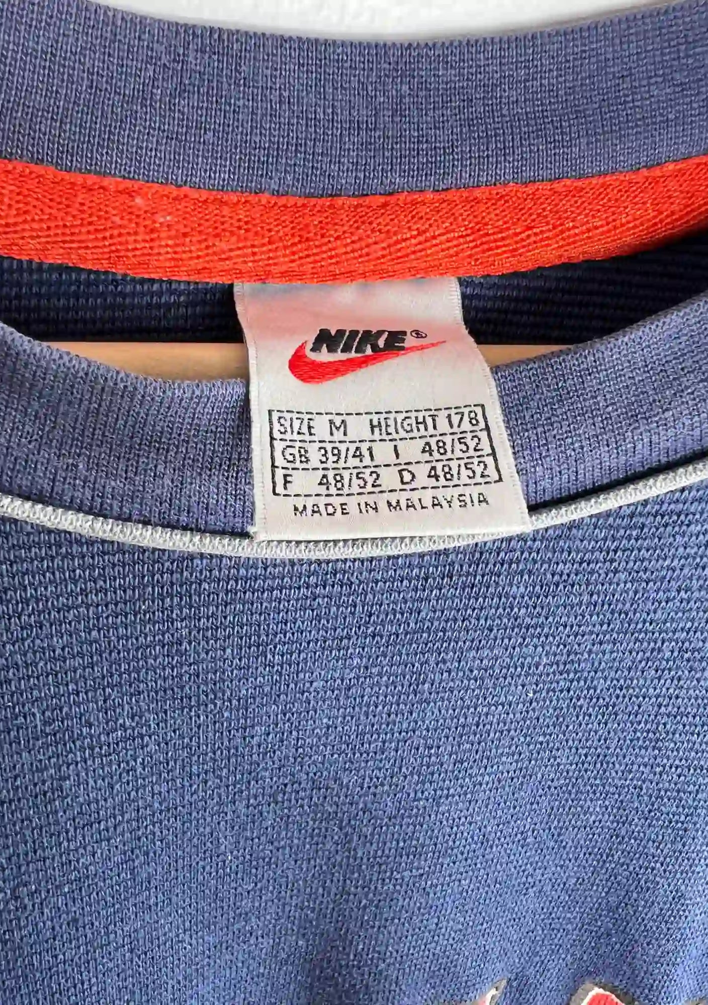 Sweat Vintage 90's Homme Nike Bleu Marine vue de etiquette nike