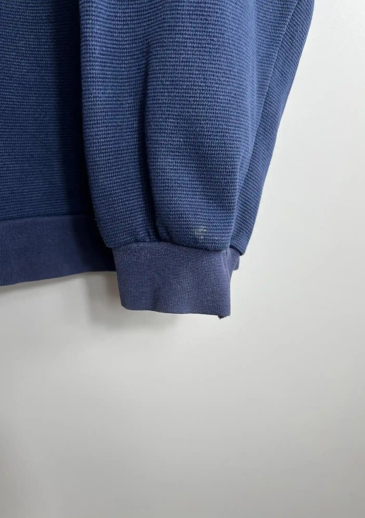 Sweat Vintage 90's Homme Nike Bleu Marine vue de la manche