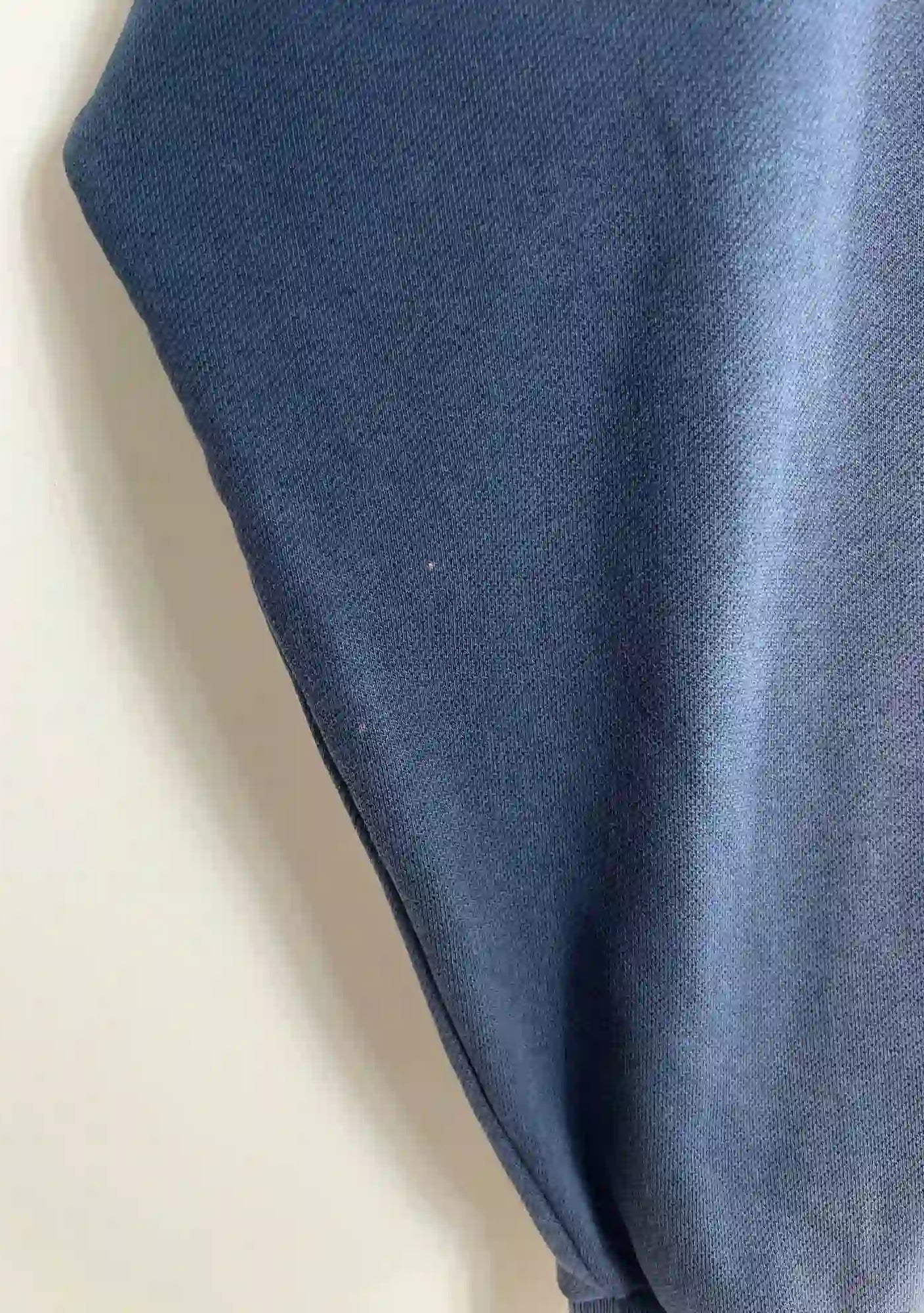 Vintage Jumpers Nike 2000s Bleu Marine vue de la manche