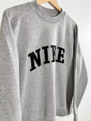 90s Nike Sweater Gris vue de coter