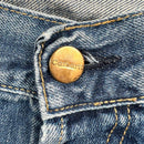 carhartt jean homme délavé vue du bouton carhartt