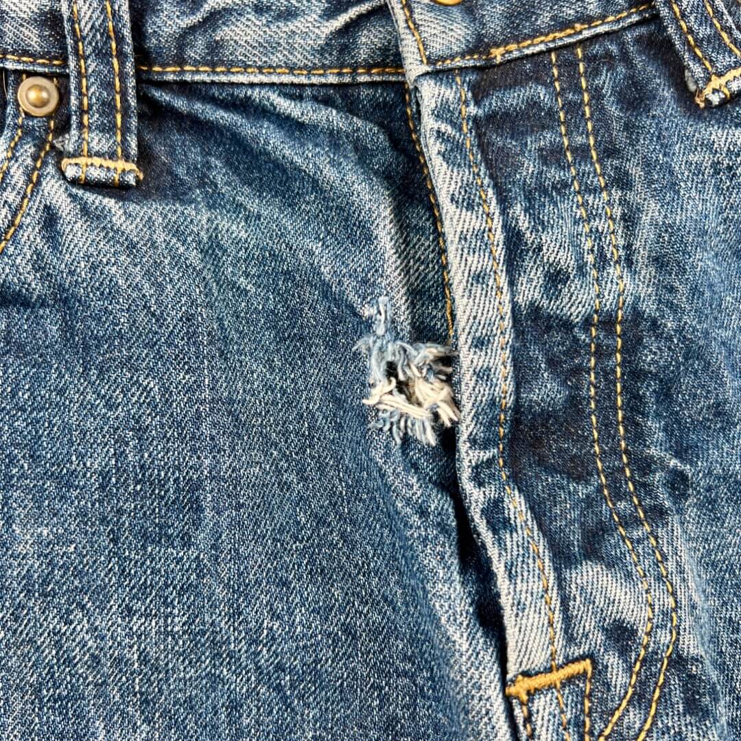 Carhartt Denim Jeans bleu vue du défaut