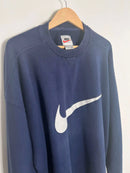 Nike sweatshirt vintage 90s avec le big logo nike brodé vue de coté