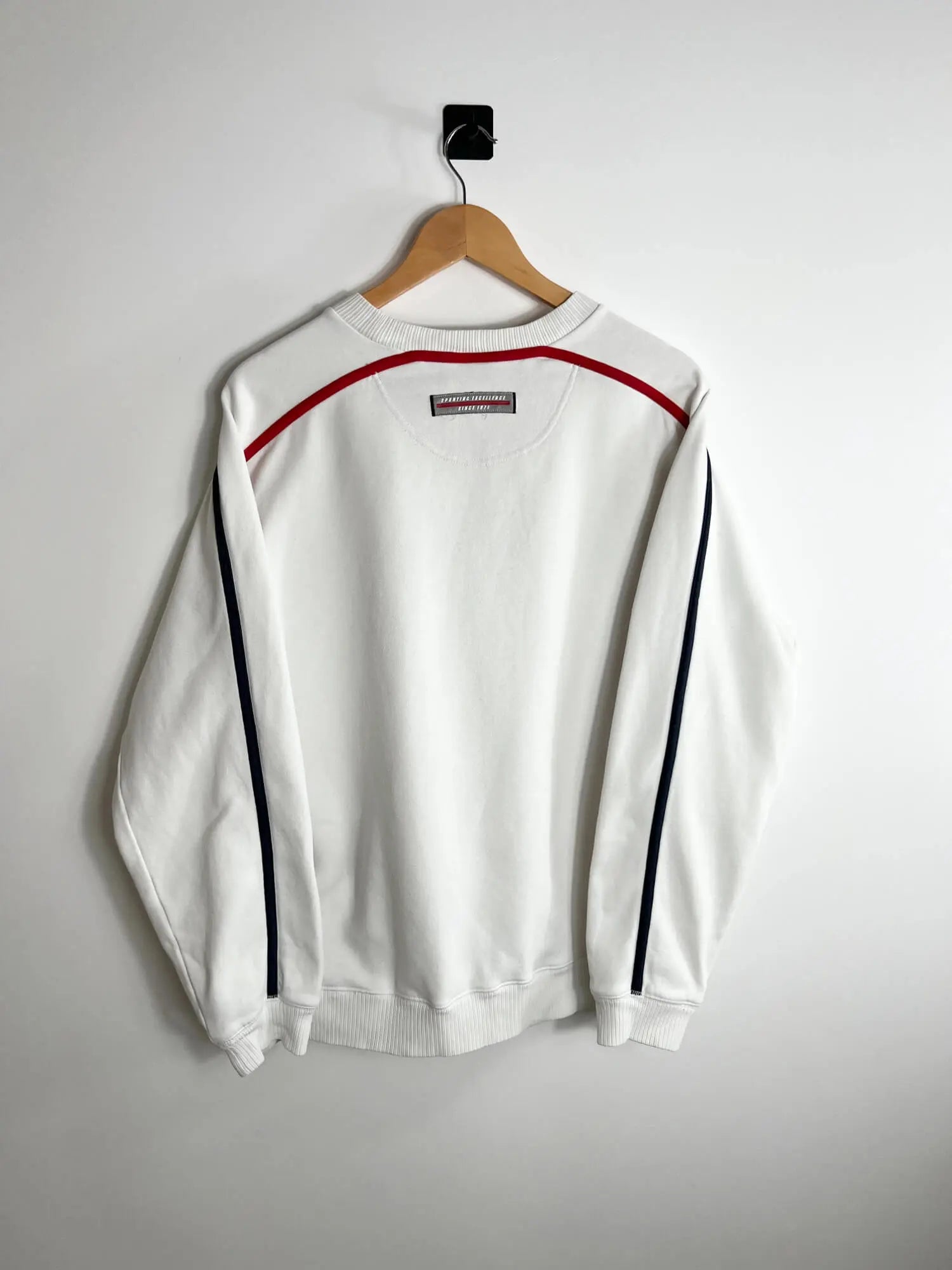 Old Nike Vintage White Sweater 2000s back view