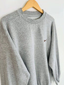 Nike 90's Vintage Sweatshirt Gris vue du logo nike