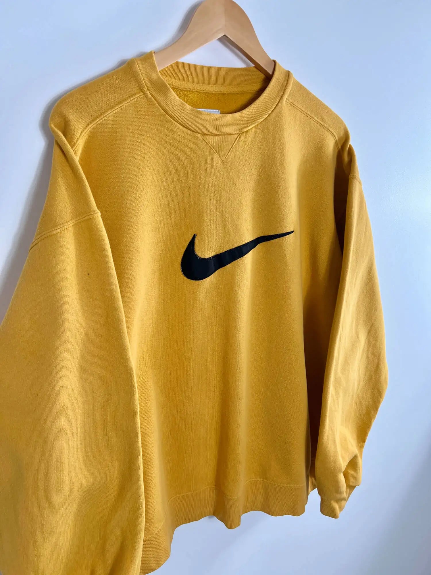 Sudadera Nike Vintage Mostaza Amarillo Hombre con logo Nike