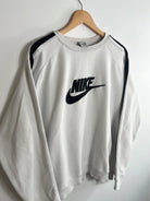 Sweat Nike Vintage 00s blanc vue de coter