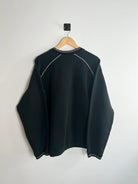 Sweat Nike Vintage 00s noir avec nike brode vue de dos