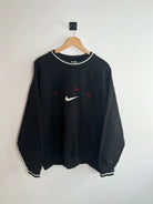 Sweat Nike Vintage 90s noir nike brodé bordeaux vue de face