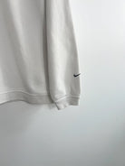 Sweat Nike Vintage 90s blanc vue de la manche