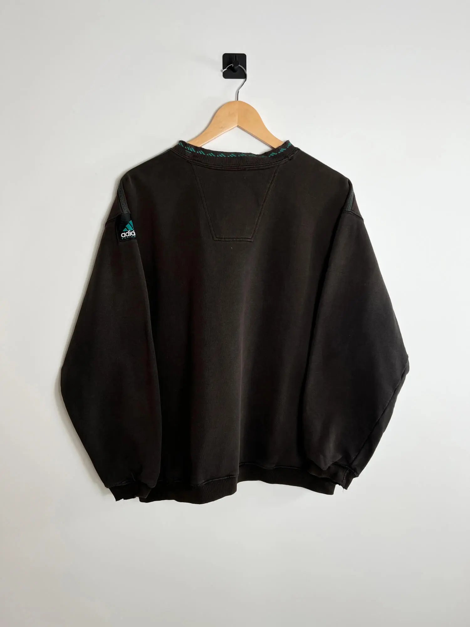 Sweatshirt Adidas Equipment Vintage 90s Noir vue de dos