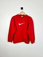 Sweatshirt Nike Annee 2000 Rouge Swoosh Brodé vue de face